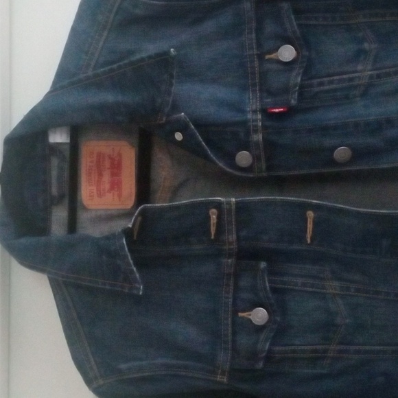 Women's Levi's Denim Jean Jacket size M - Picture 2 of 6